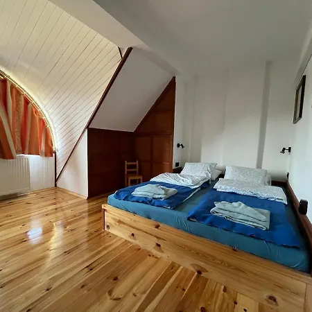 The Nadas House בית נופש Abádszalók