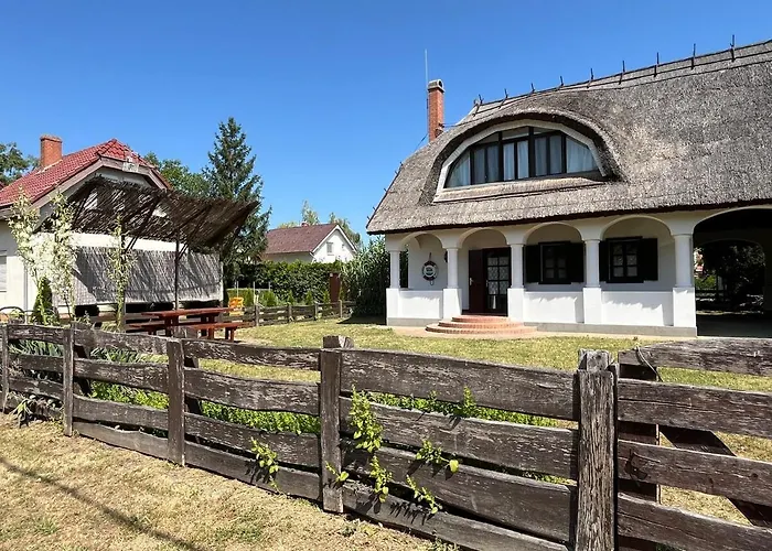 Dom wakacyjny The Nadas House